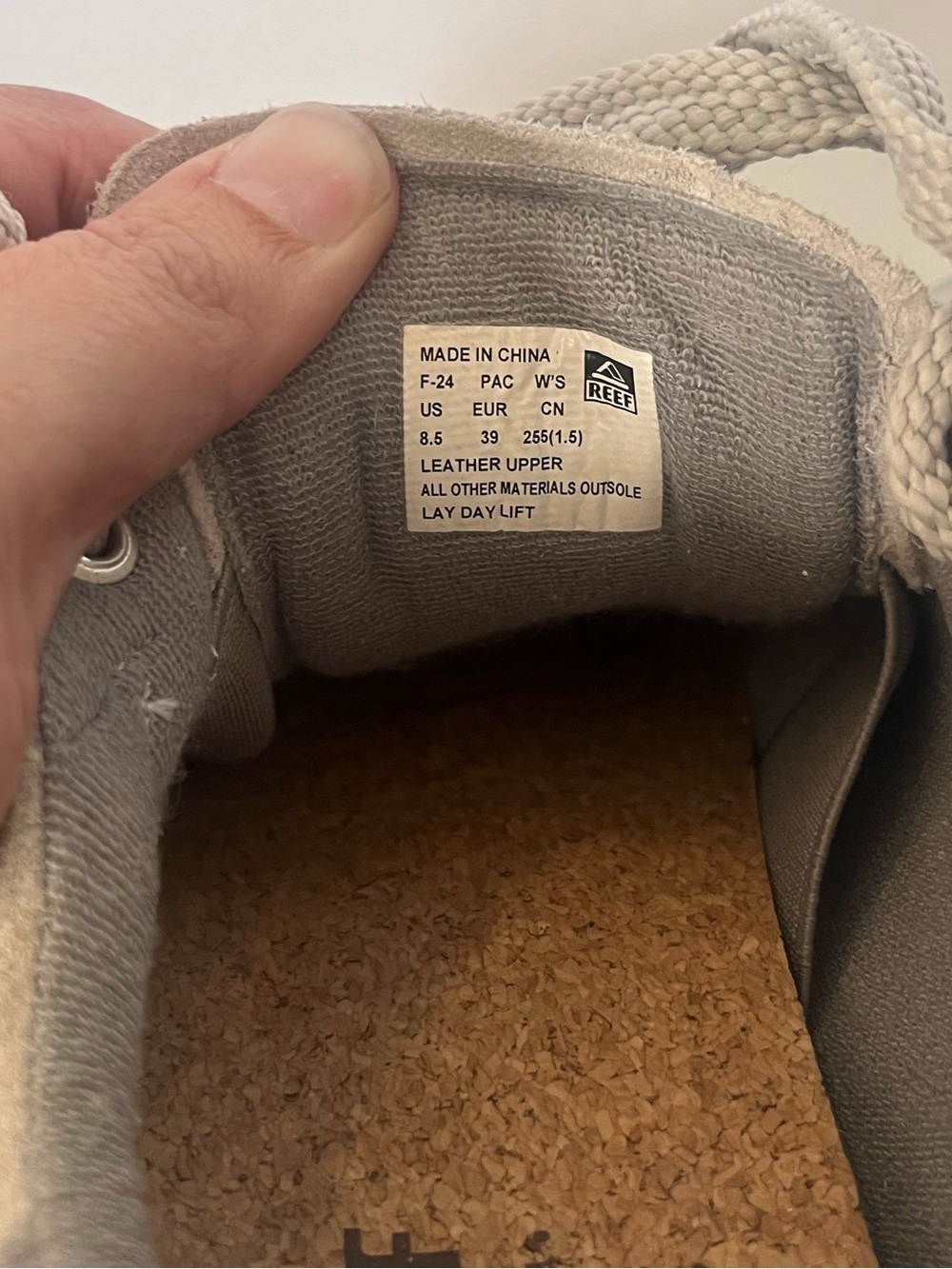 Reef Lay Day Lift Hidden Wedge Sneaker Women’s 8.5 Leather Gray White CJ6920 - Picture 9 of 9